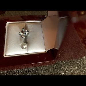 Butterfly‎ belly ring